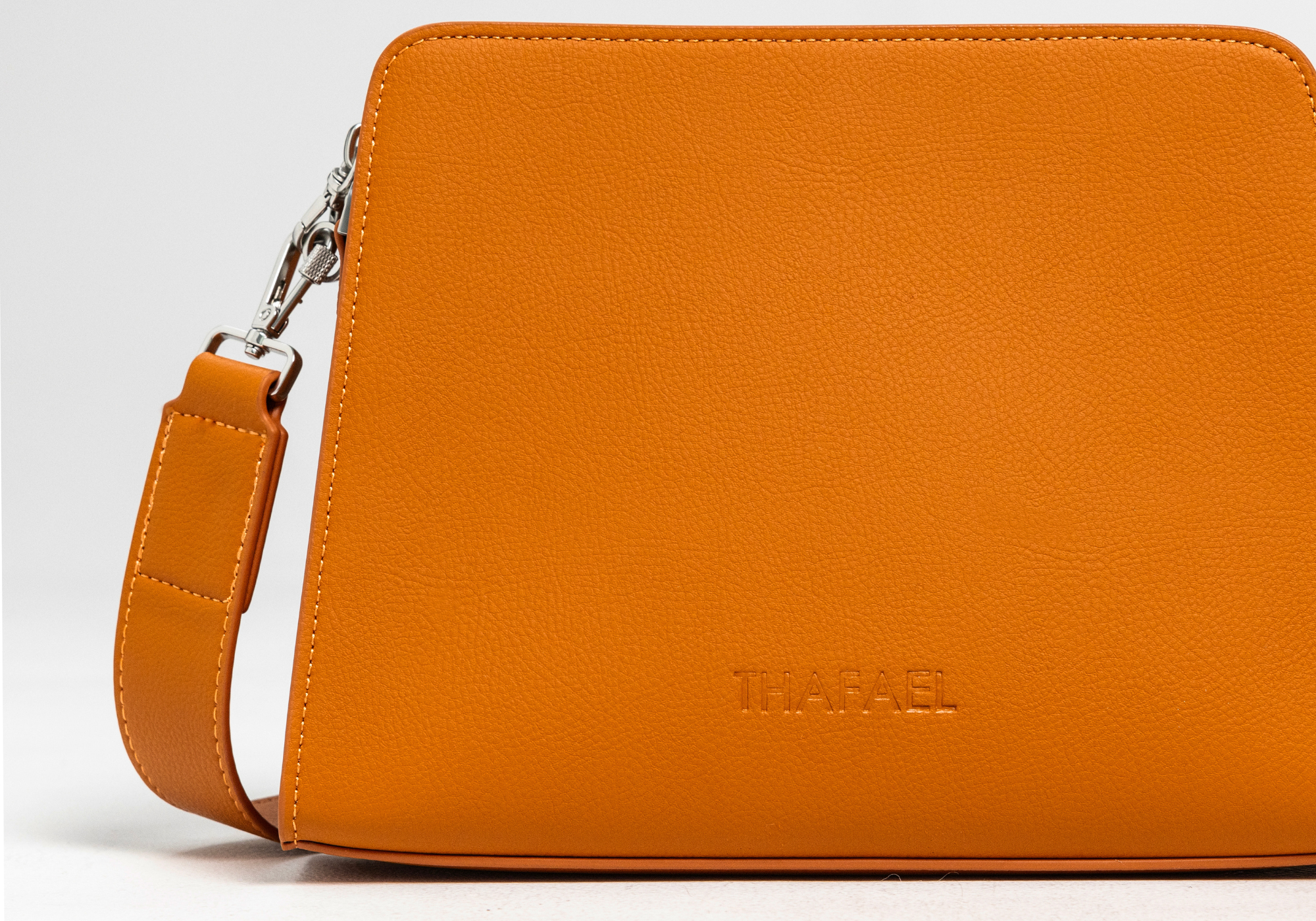 The Best Anti-Theft Bag for Europe (Stylish & Leather-Look)