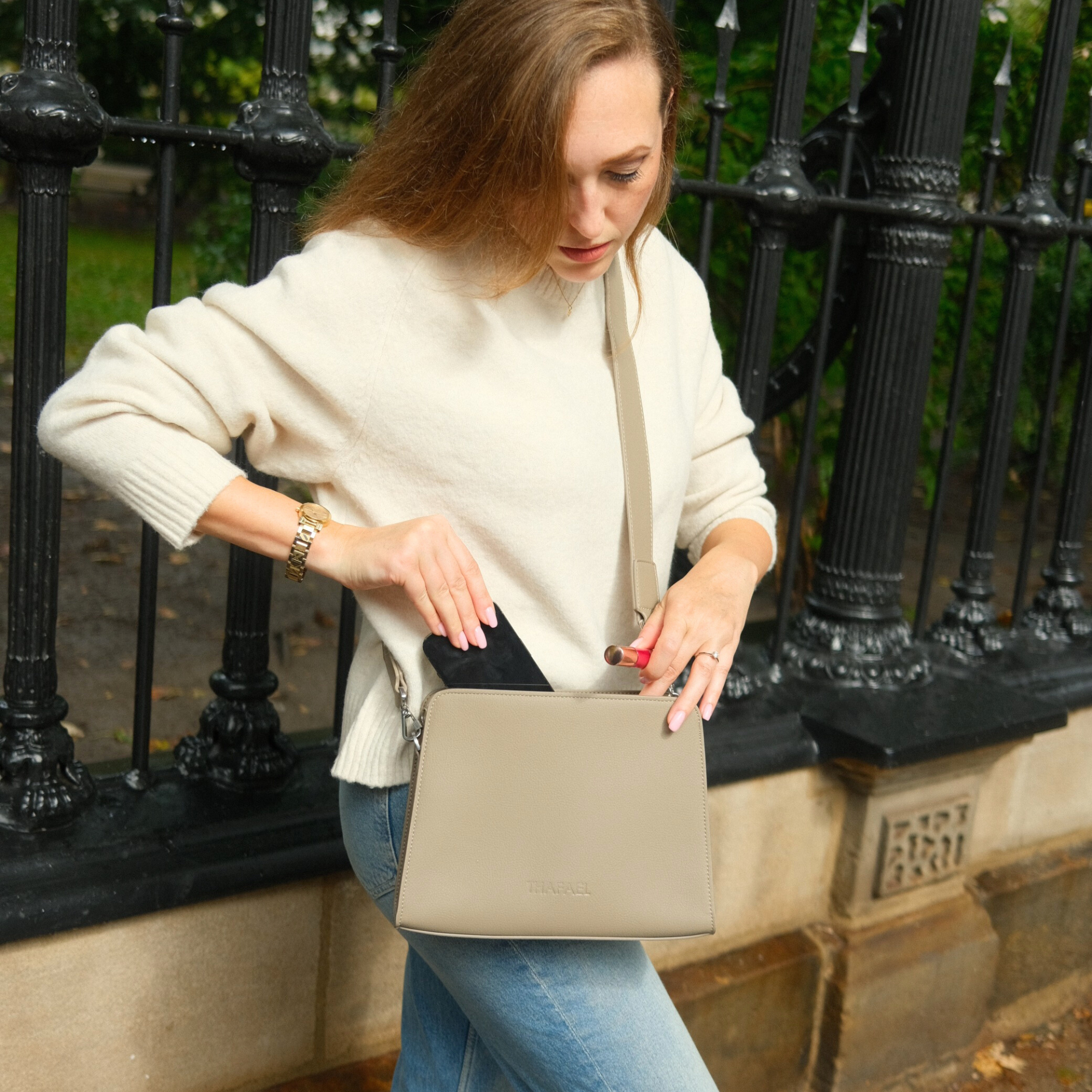 La Trotteuse Crossbody Travel Bag- Anti-theft, Sleek (Coming Soon)