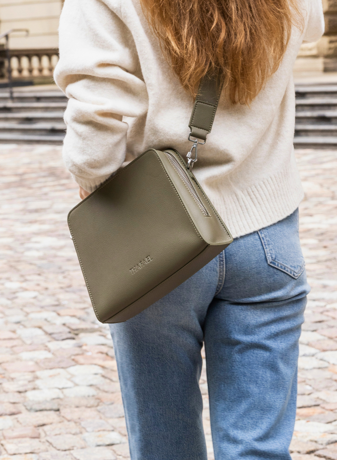 Le meilleur sac bandoulière antivol pour voyager en Europe (Guide 2026)